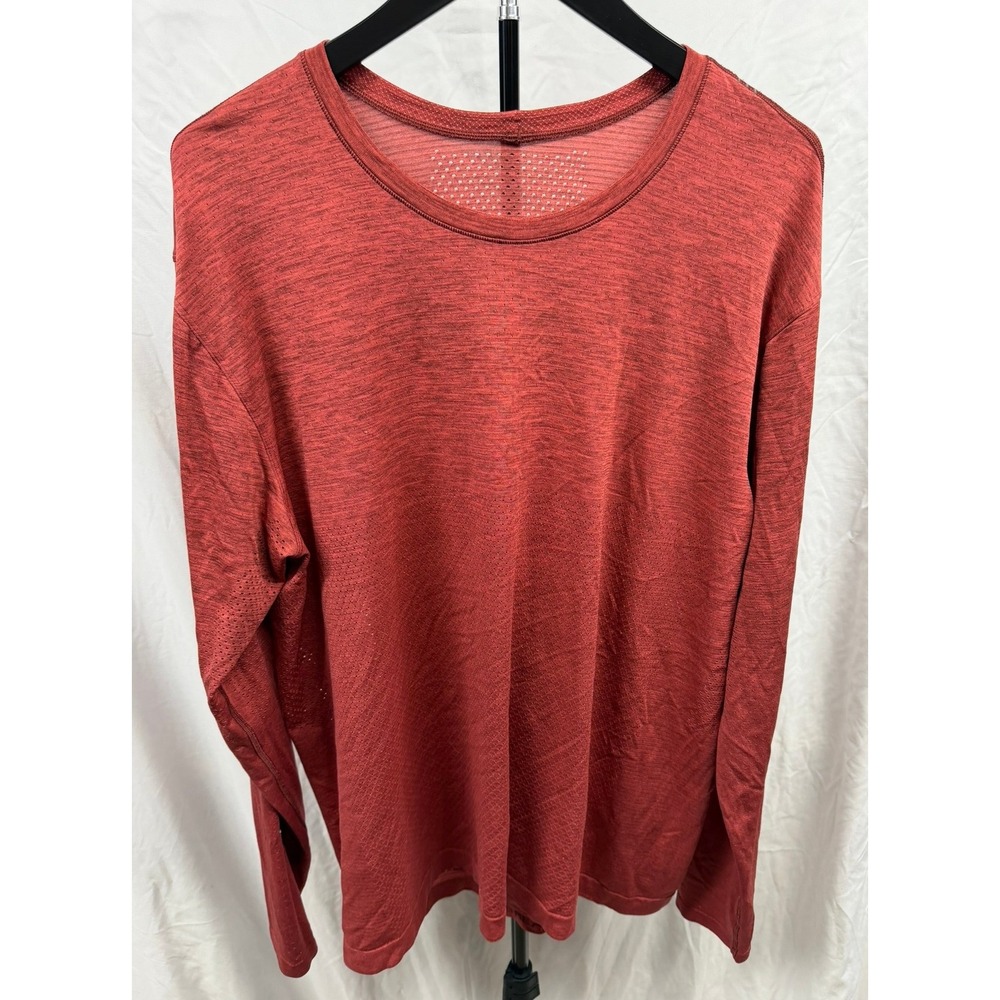 Lululemon‎ Men's XXL Metal Vent Breathe Training Long Sleeve in Heather Red